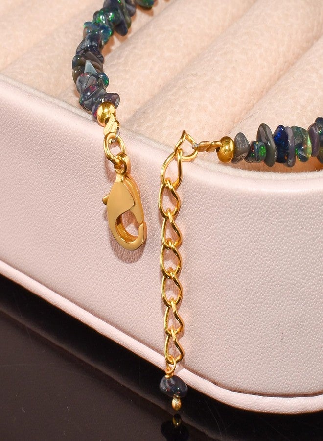 يانارا أساور يانارا من الأوبال الأسود للنساء، حجر كريم طبيعي خام من الأوبال الإثيوبي، حجر بخت شهر أكتوبر، كريستالات علاجية للشاكرات، سلسلة مطلية بالذهب عيار 14، طولها 8 بوصات. - Image 3