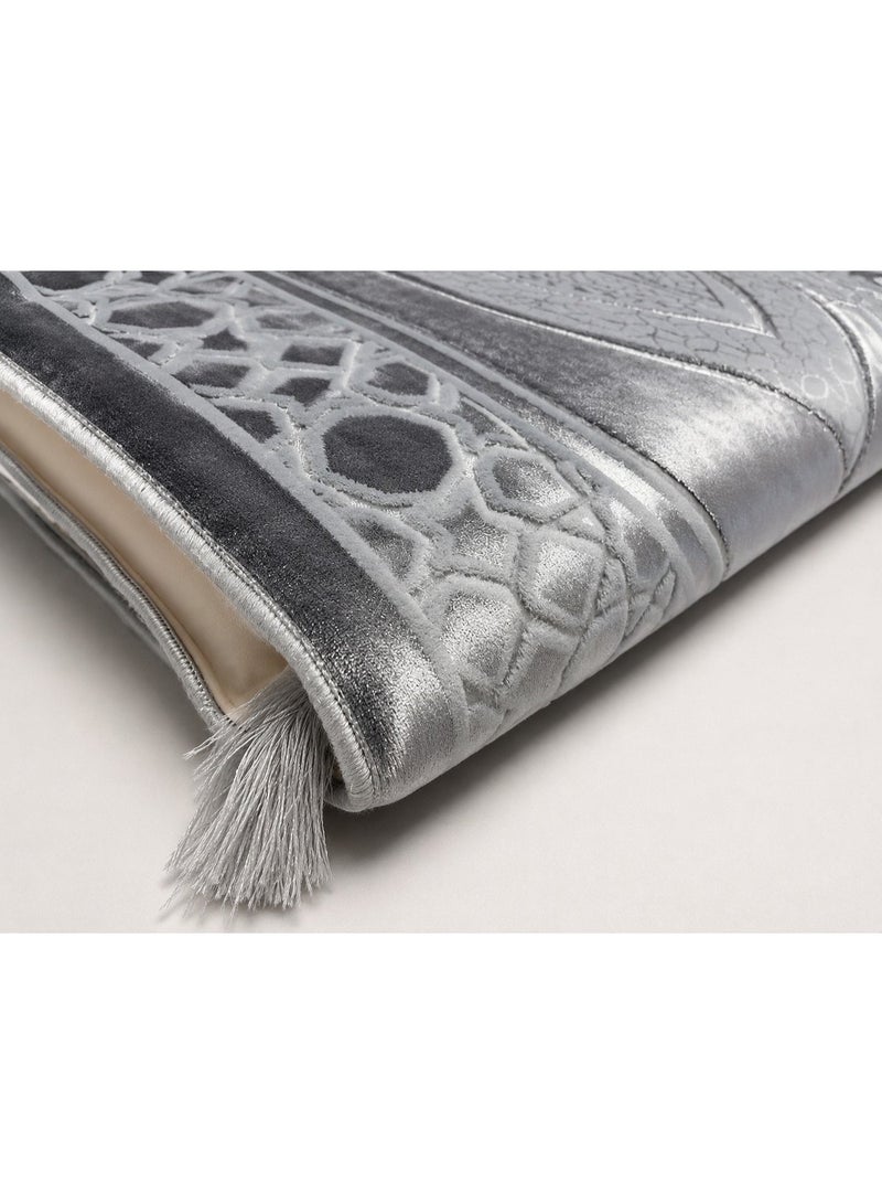 A medical memory foam prayer mat, comfortable silk, suitable for the feet and knees. It is an artistic piece designed to be part of your special corner, where its calming colors and elaborate design harmonize to help clear the mind. - Image 3