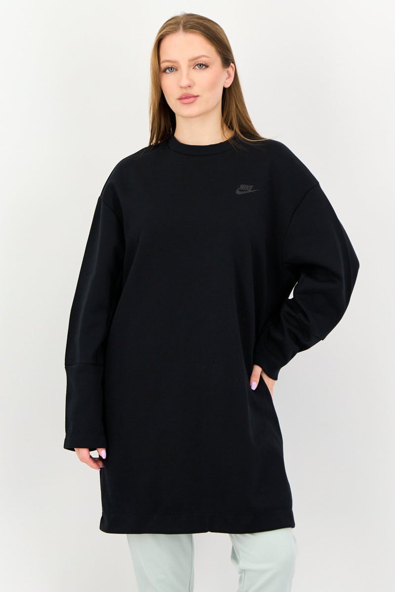 Nike Women Sportswear Fit Long Sleeve Outdoor Sweatshirt, Black - Image 1