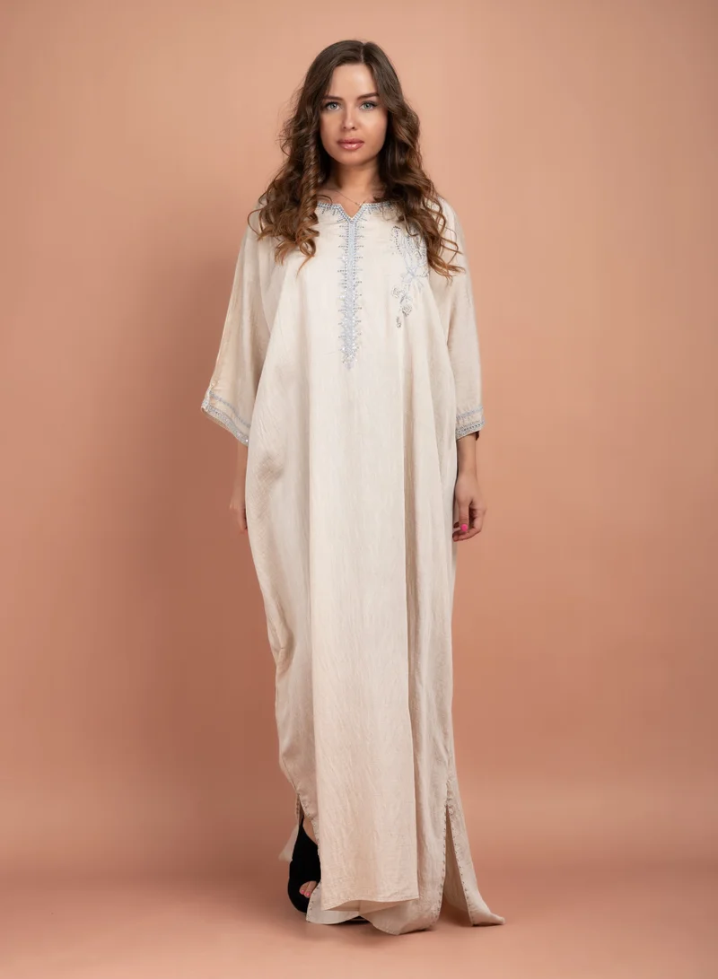 اكسا جلابية سادة مطرزة مقاس كبير CJ1022 بيج