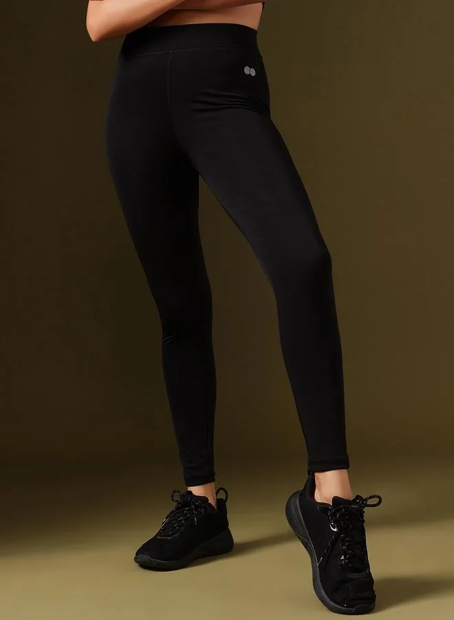 كلوفيا ليجنز رياضي ضيق بلون أسود