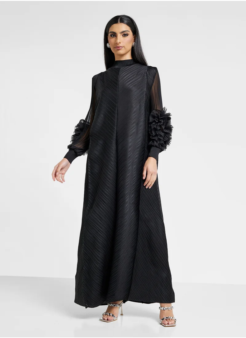 خزانة Dress With Exaggerated 3D Sleeve Floral
