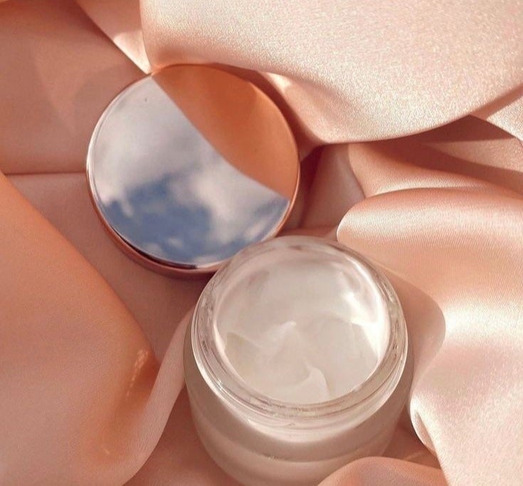 White Tahara Musk Mukhammaria 50g for Body & Skin Care