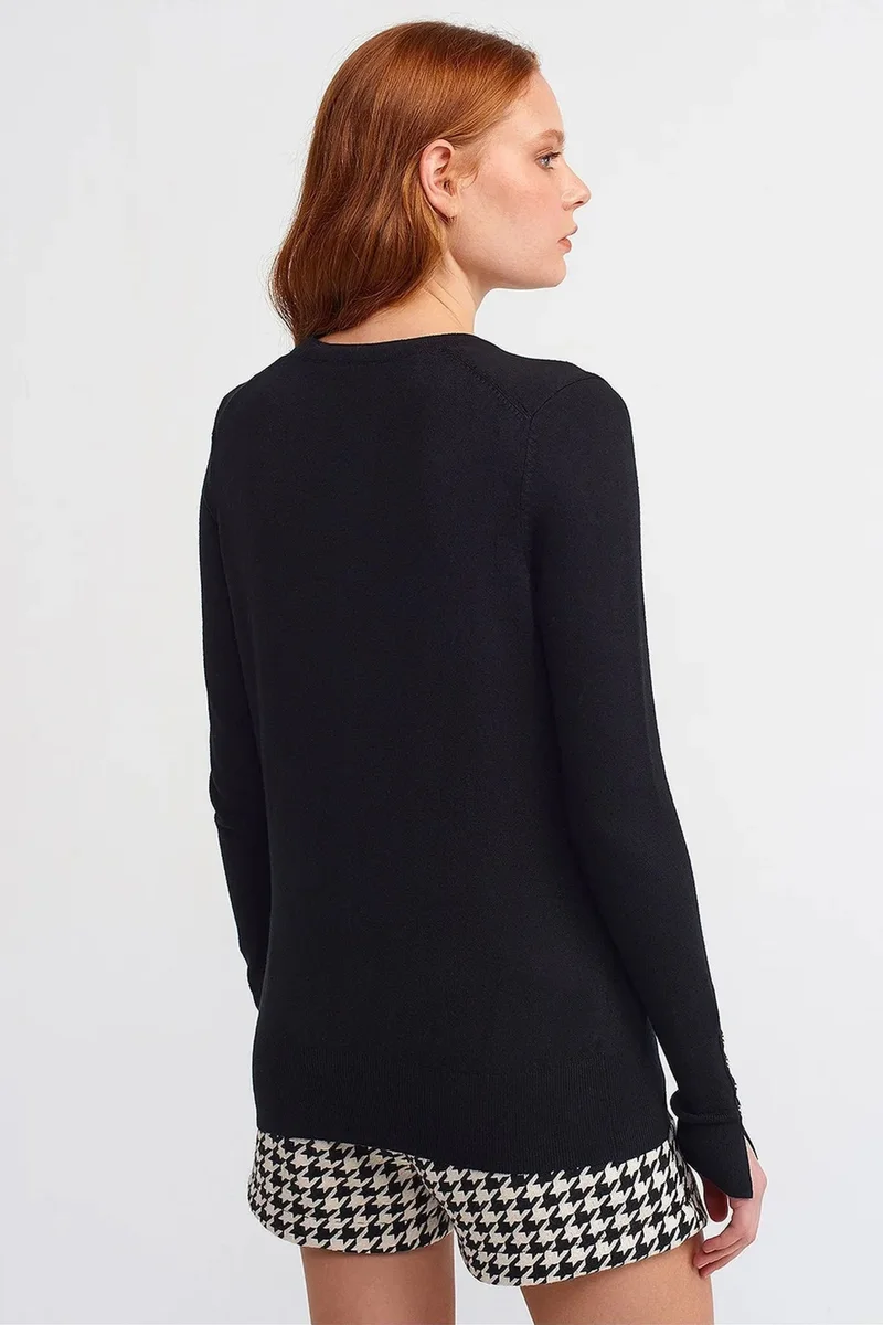 Dilvin Black DILVIN Ribbed Crew Neck Slim Fit Sweater for Women | Best Price UAE