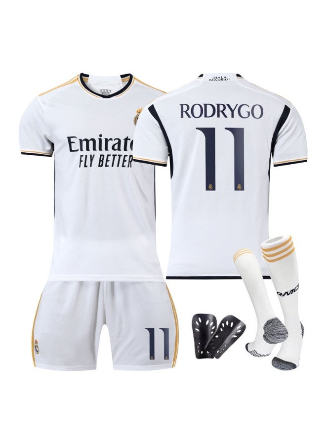 Real Madrid football jerseys and shorts sets, breathable and quick-drying sports uniforms, football team jerseys, men's and women's youth teams, multiple sizes and colors, for training, matches and street wear - Image 1