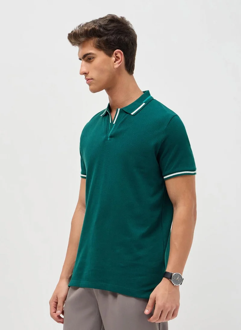 Urbano Fashion  Urbano Fashion Men's Teal Green Solid Regular Fit Half Sleeve Cotton Polo T-Shirt for Men | Best Price UAE