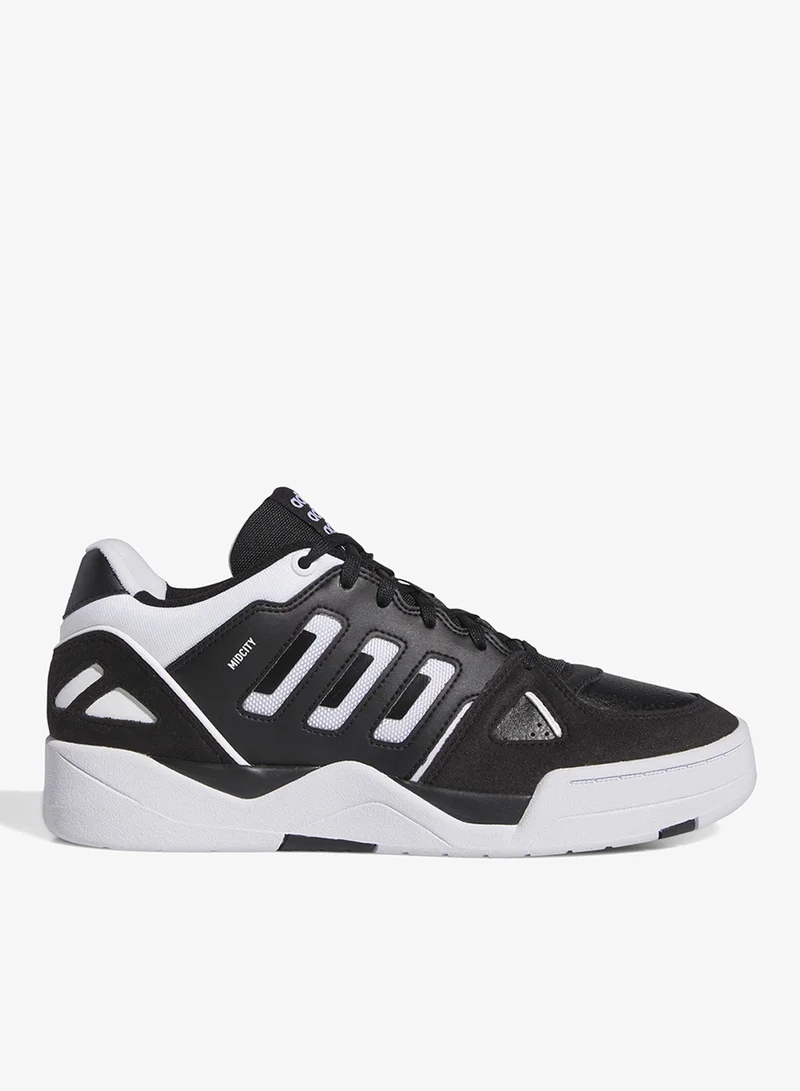 adidas ميد سيتي لو