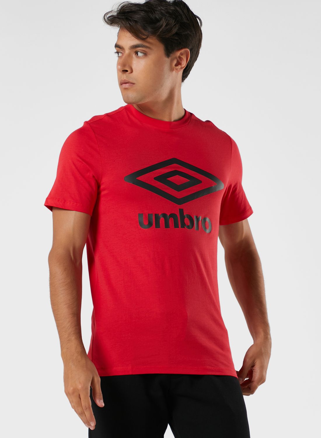 【UMBRO】Crack Lettering Short-Sleeved T-shirt 送料・関税込 UMBRO SIDE TAPE OVERSIZED FIT SHORT SLEEVE SHIRT NAVY