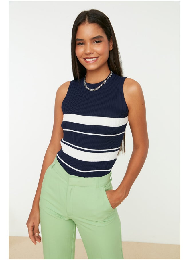 trendyol - Navy Blue Crew Neck Knitwear Blouse TWOSS21BZ0370 - Image 1