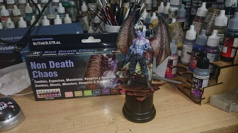 Vallejo مجموعة ألوان الألعاب من فاليخو - فوضى غير ميتة، أسود/بنفسجي/أحمر/فضي/أبيض/أصفر، 17 مل (عبوة من 8) - Image 2