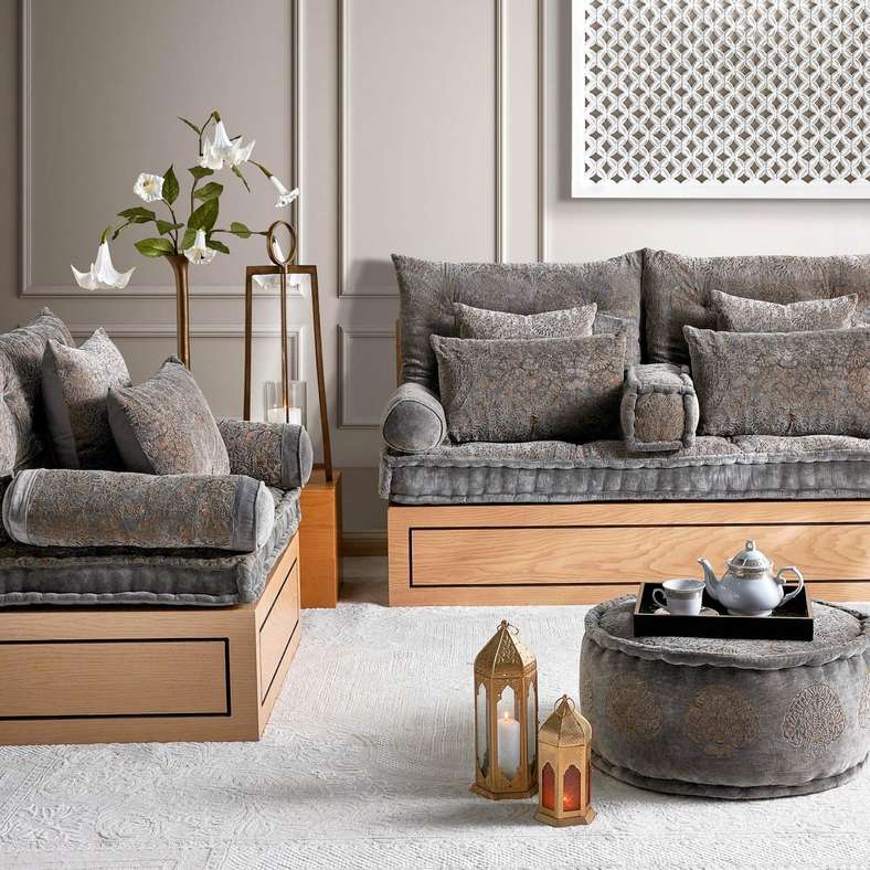Pan Home وسادة مخملية مطرزة 45x45 سم - رمادي - Image 4