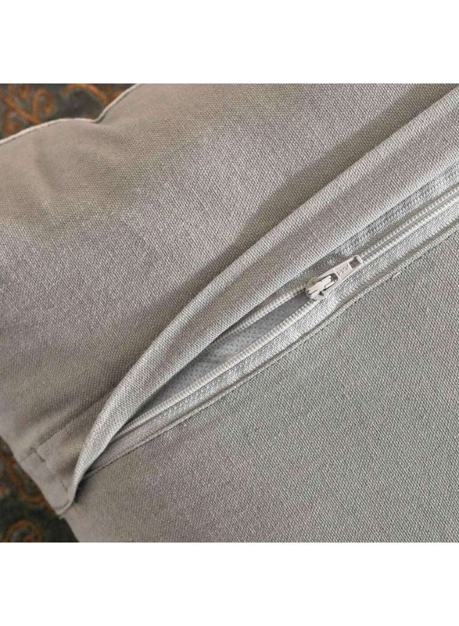 Pan Home وسادة مخملية مطرزة 45x45 سم - رمادي - Image 3