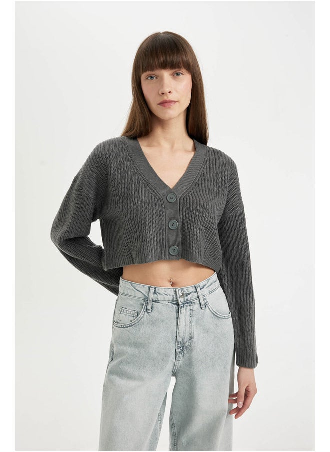 Woman Tricot Regular Fit V Neck Long Sleeve Cardigan - pzsku/Z14497BF7C520FF0A827BZ/45/_/1723972101/4b9eaa5f-5e60-4e0e-9333-33ab01ce1a23