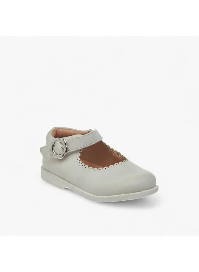 Barefeet Girls Scallop Detail Mary Jane Shoes with Hook and Loop Closure