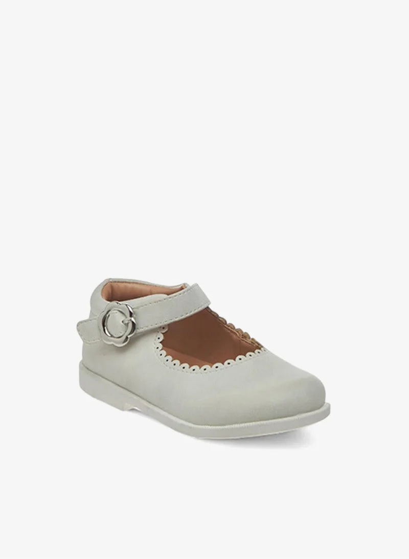 Barefeet Girls Scallop Detail Mary Jane Shoes with Hook and Loop Closure