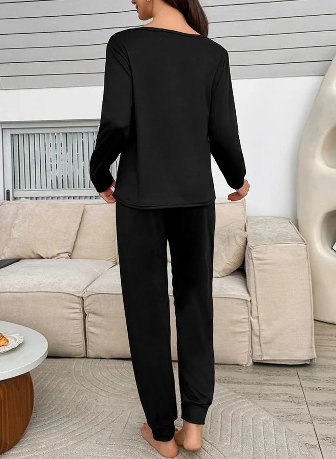 تايك تو مجموعة من تيشيرت بأكمام طويلة سادة وبيجاما