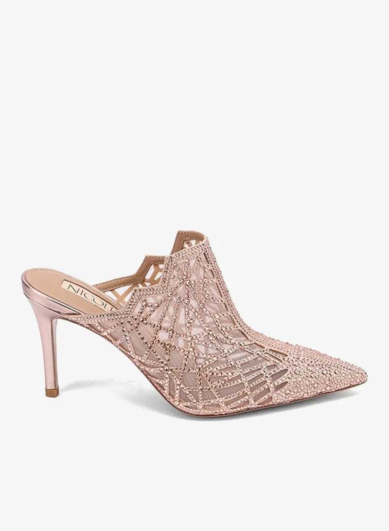 نيكولي أكيلو