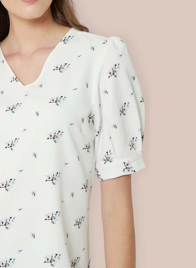 سولت اتاير SALT ATTIRE Floral Printed Puff Sleeves Regular Top