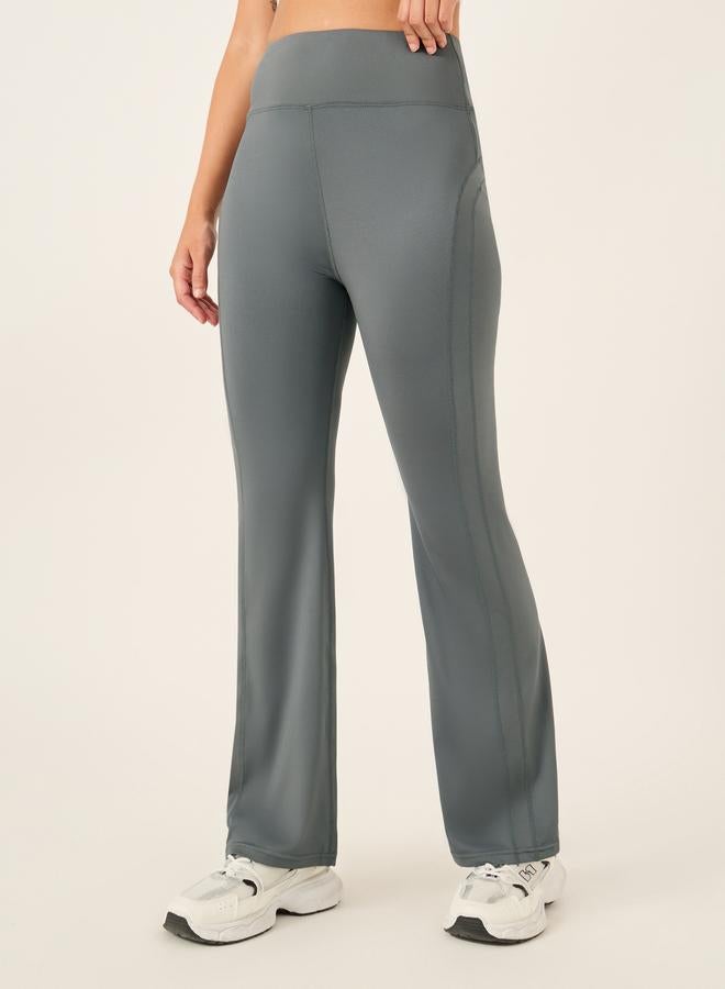 ستايلي اكتيف بنطلون ليجنز بقصة واسعة وتفاصيل خياطة بتأثير نحت الجسم - Image 1