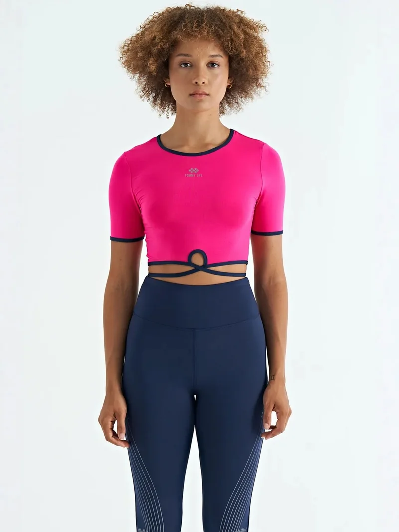 تومي لايف TOMMY Elastic Crop T-Shirt with Crew Neck