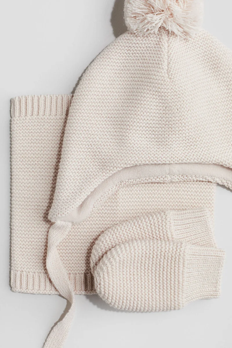 H&M 3-piece knitted set