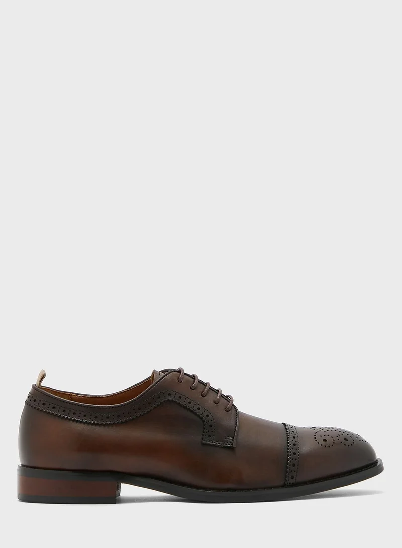 STEVE MADDEN Baseline Lace Ups