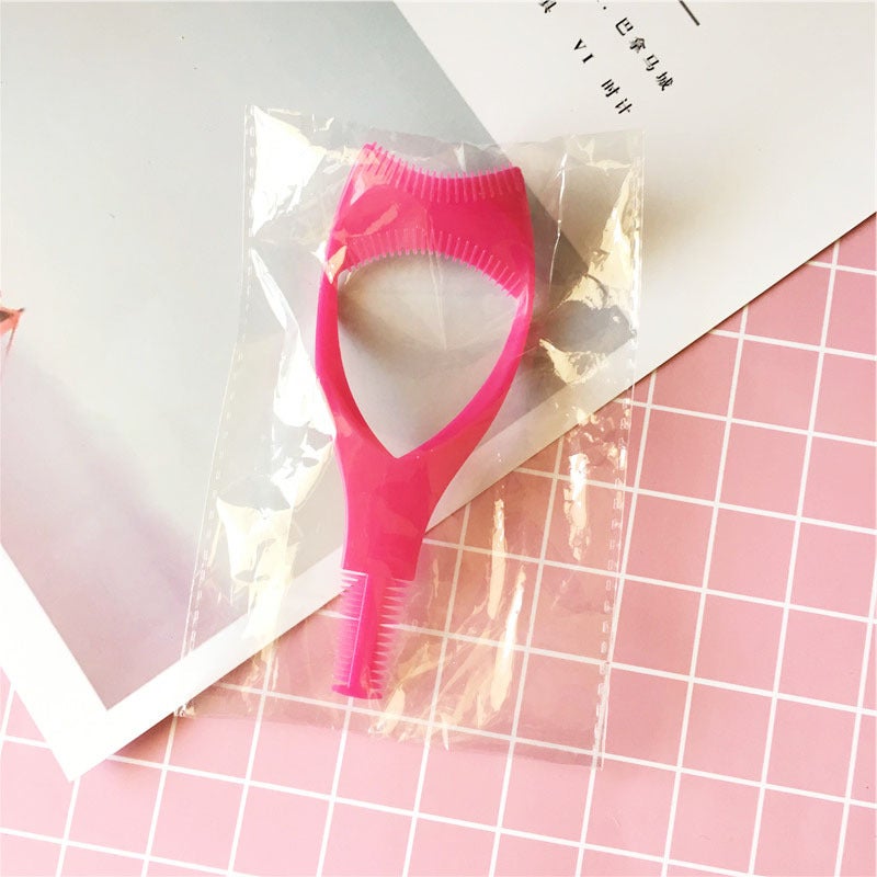 Eyelash Aid Three-In-One Eyelash Clip and Eyeliner Tool - Image 4