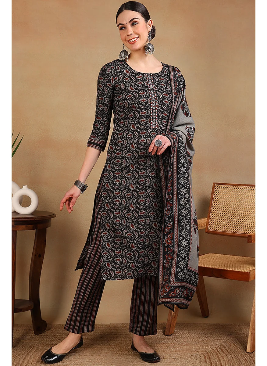 زيري سوق Black Rayon Blend Floral Embroidered Straight 3-Piece Kurta Set