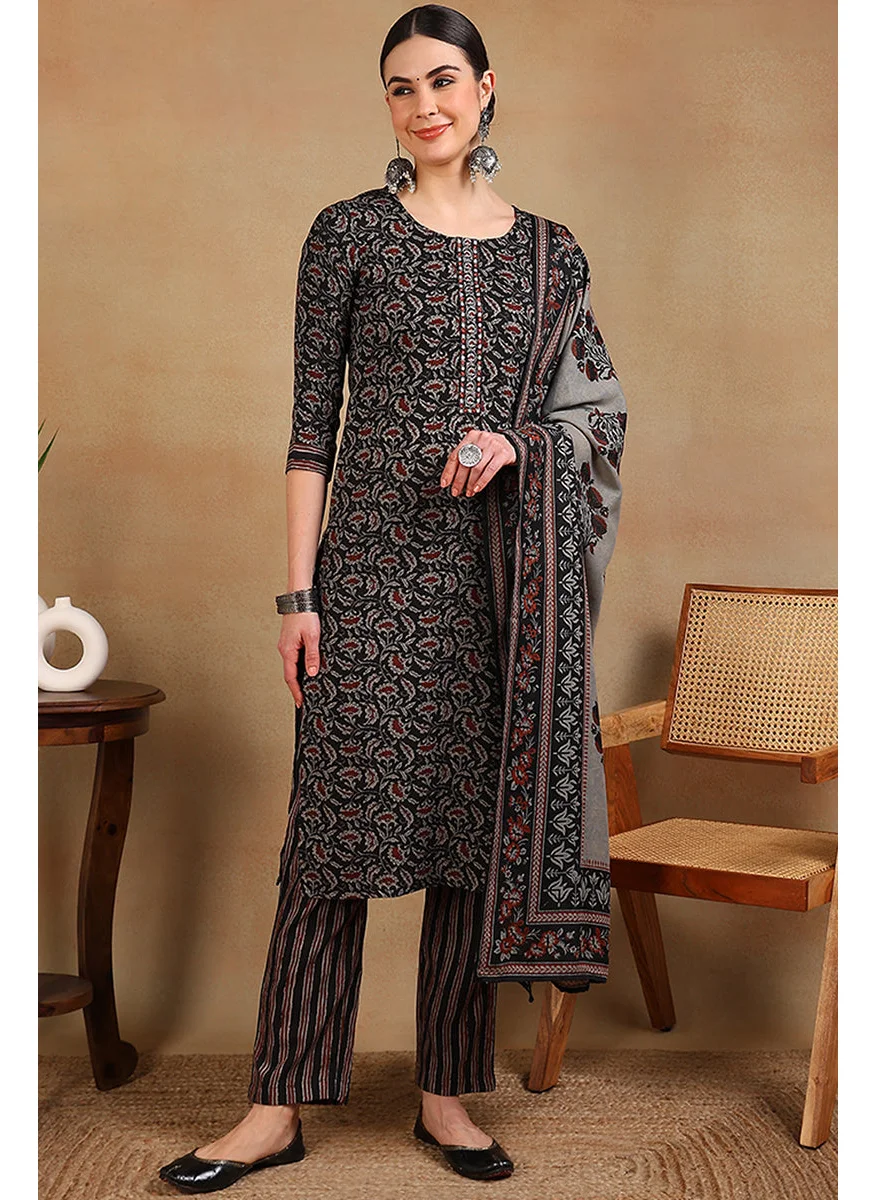 زيري سوق Black Rayon Blend Floral Embroidered Straight 3-Piece Kurta Set