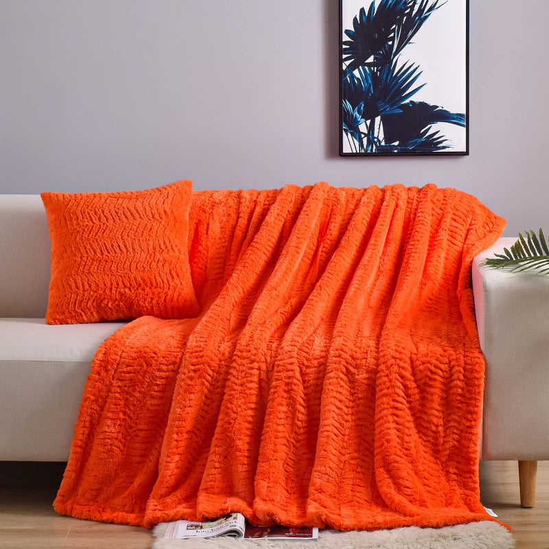 YUSOKI Luxury Faux Fur Throw BlanketWithout Pillows 2 Layers3lbAll AgesHome Decoration Burnt Orange50 x 63