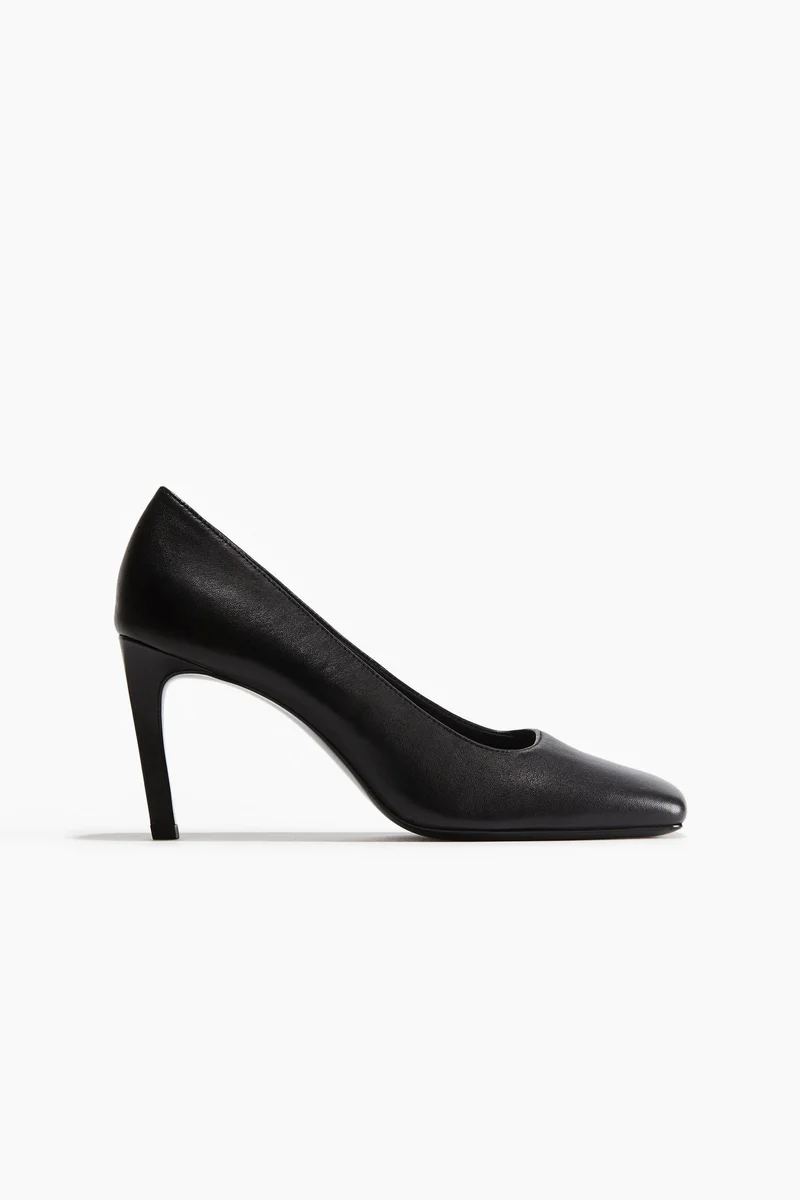 اتش اند ام حذاء كورت من الجلد بتصميم أمامي مربع