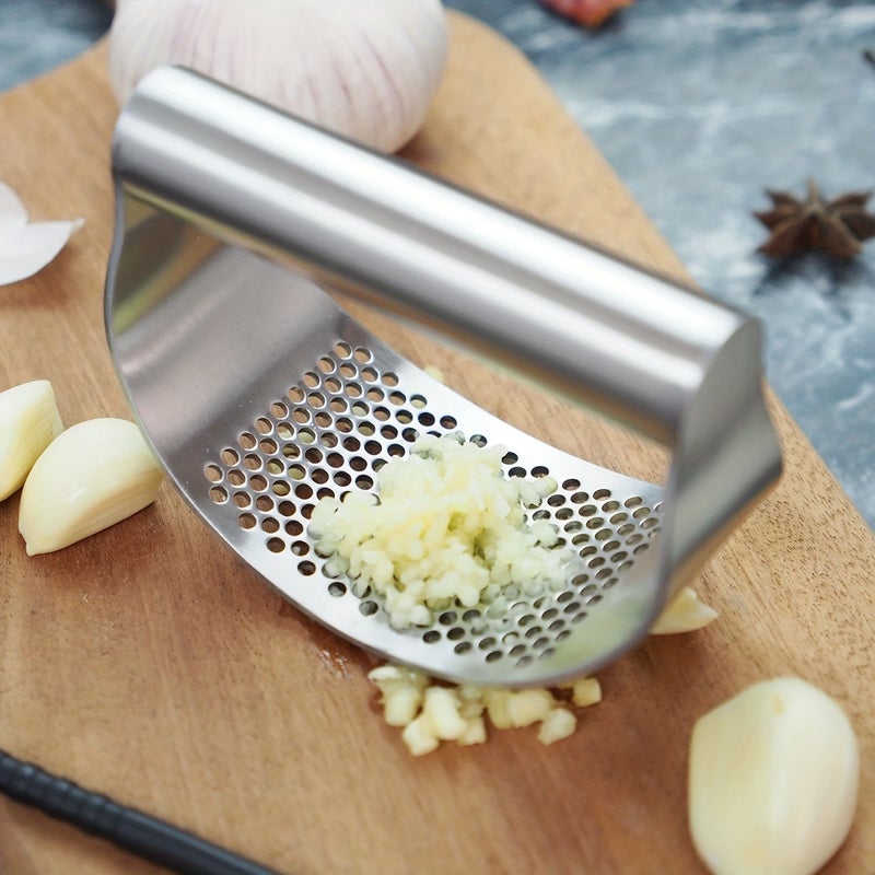 Stainless Steel Garlic Press Manual Crusher With Ergonomic Handle Easy Clean - Image 5
