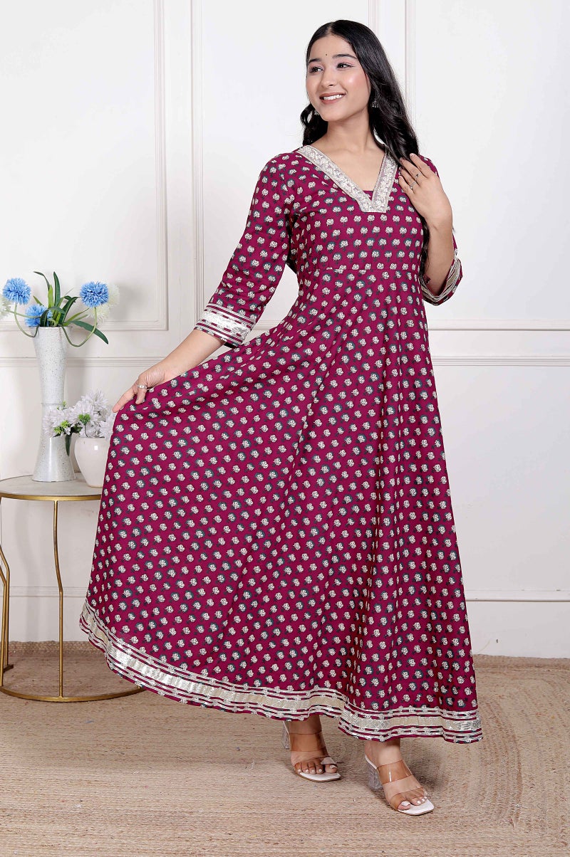 Miravan Women Maroon Floral Print Soft Cotton embroidered Anarkali Kurta - Image 2