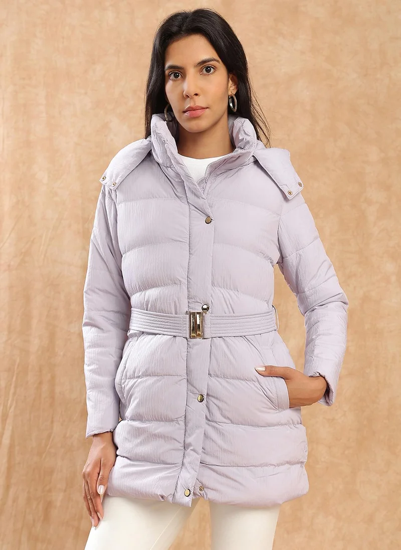 جلو باص Globus Women Purple Mock Neck Long Sleeves Belted Winter Wear Insulator Puffer Jacket With Detachable Hood