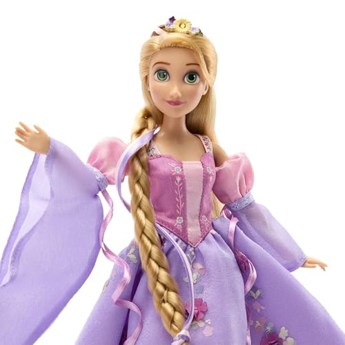 Disney store دمية رابونزل الخاصة من متجر ديزني - إصدار خاص ربيع 2026 تشمل 11 دمية بفستان مزخرف بالأزهار تمثال باسكال يأتي في علبة تذكارية لمحبي ألعاب دمى الأميرات من ديزني - Image 5