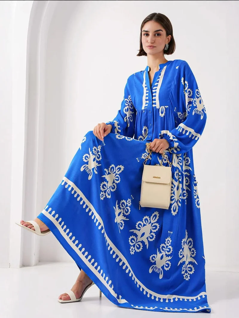 بيغ دارت فستان ماكسي بياقة على شكل حرف  بنقوش