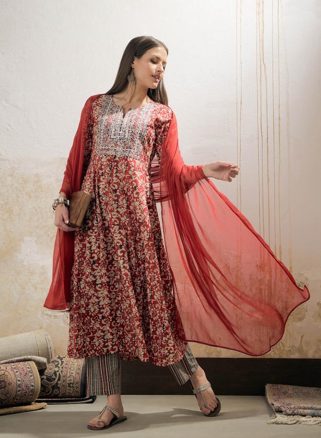 ساسافراس مجموعة ساسافراس أناركالي باللون الكستنائي المزهر مع بنطلون ضيق ودوباتا - Image 2