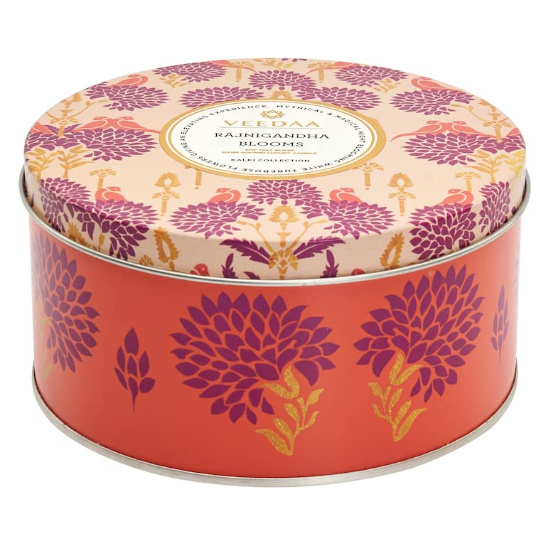 VEEDAA Soy Wax Blend Essential Oils Rajnigandha Blooms 3 Wick Metallic Tin Soy Scented Candle Burns 40 Hours - Image 4