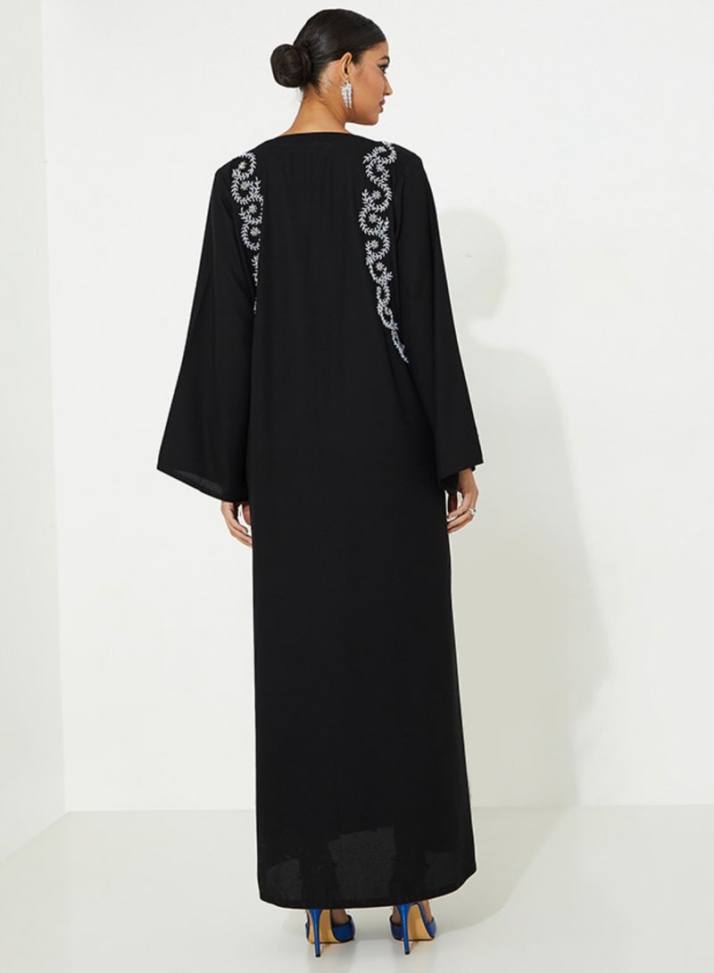 روزيت عباية عباءة سوداء بتطريز يدوي بتصميم لؤلؤي من الأمام والخلف - Image 2