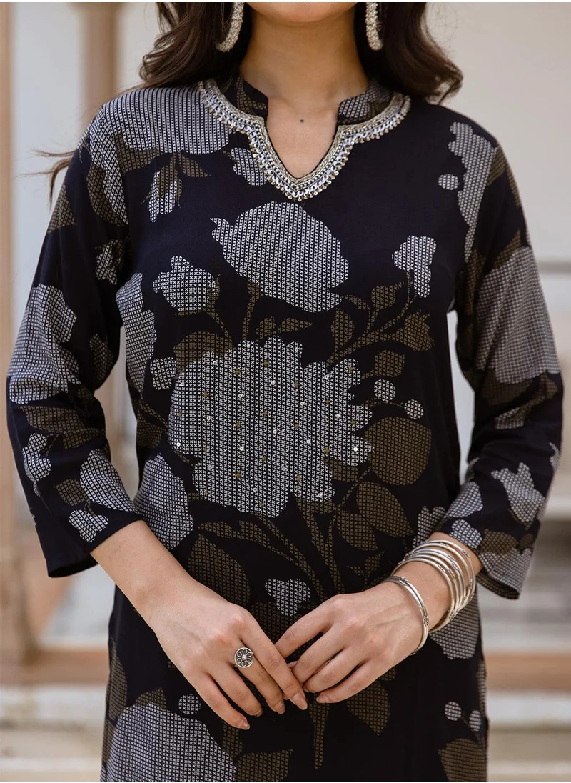 آي شين Women's Blue Rayon Printed Tunic Full Length Palazzo Straight Fit Kurta Set