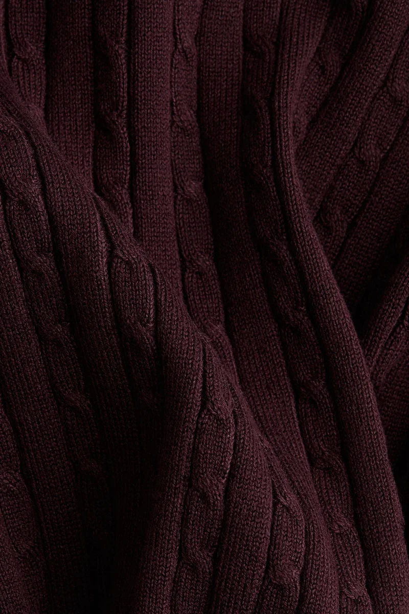 اتش اند ام كنزة محبوكة بنمط الحبال