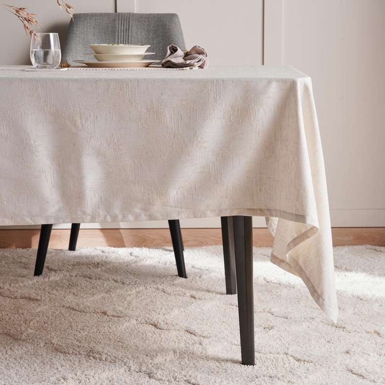 Pan Home Celebration Lurex Table Cover 150x250cm - Silver