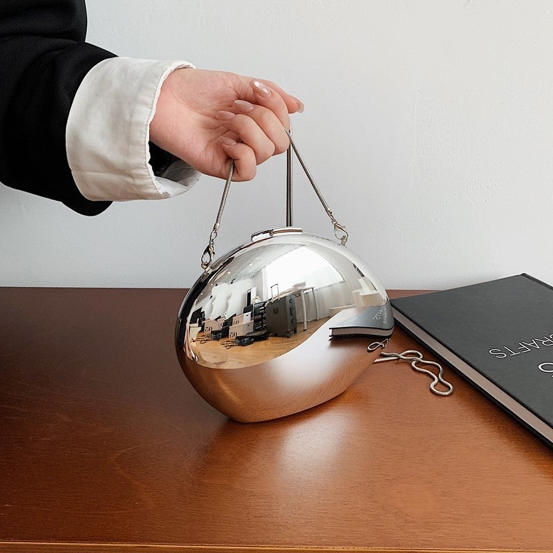 Fashion Acrylic Shell Shape Evening Shoulder Bag - Image 2