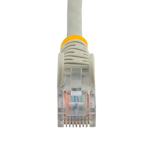 StarTech.com Cat5e Ethernet Cable - 20 ft - Gray- Patch Cable - Snagless Cat5e Cable - Network Cable - Ethernet Cord - Cat 5e Cable - 20ft (45PATCH20GR) - Image 4