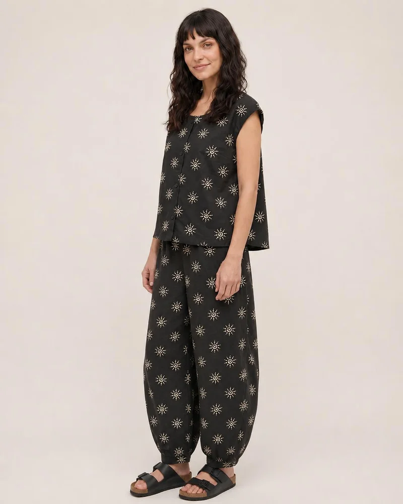 Turtledove London Jae Black Starburst Print Barrel Leg Trouser