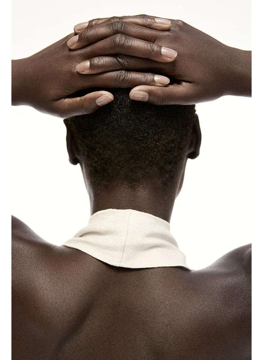 اتش اند ام Halterneck Thong Body