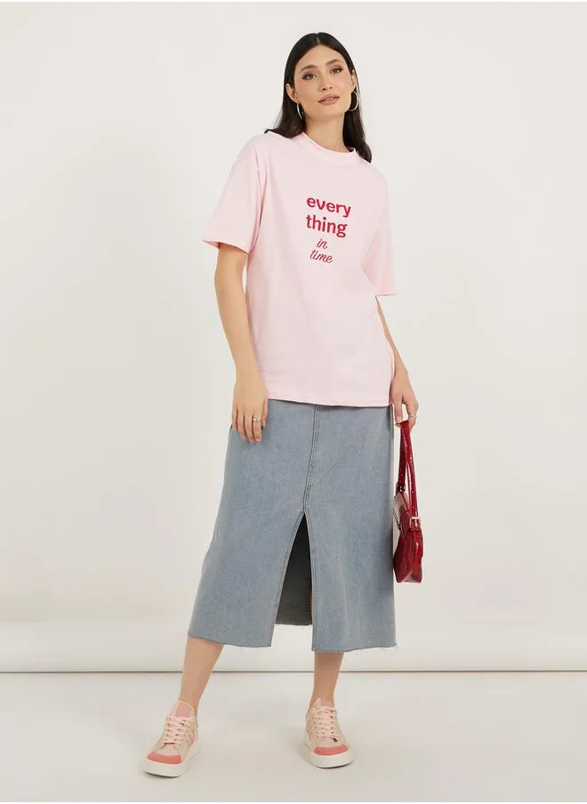 ستايلي Embroidered Slogan Detail Round Neck Jersey T-Shirt