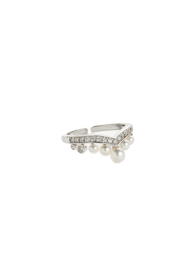 Ring Crown Pearl V-Shape Ring for Women - Unique Elegant Design with Royal Aesthetic - Image 1