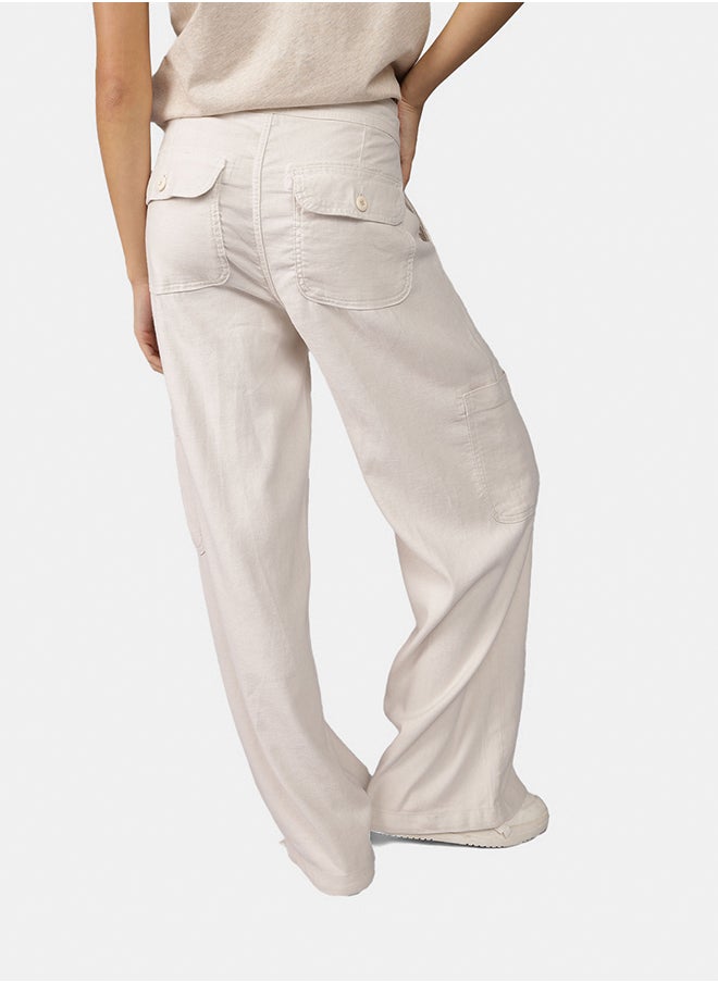 American Eagle AE Dreamy Drape Linen-Blend Baggy Wide-Leg Cargo Pant  - Image 2