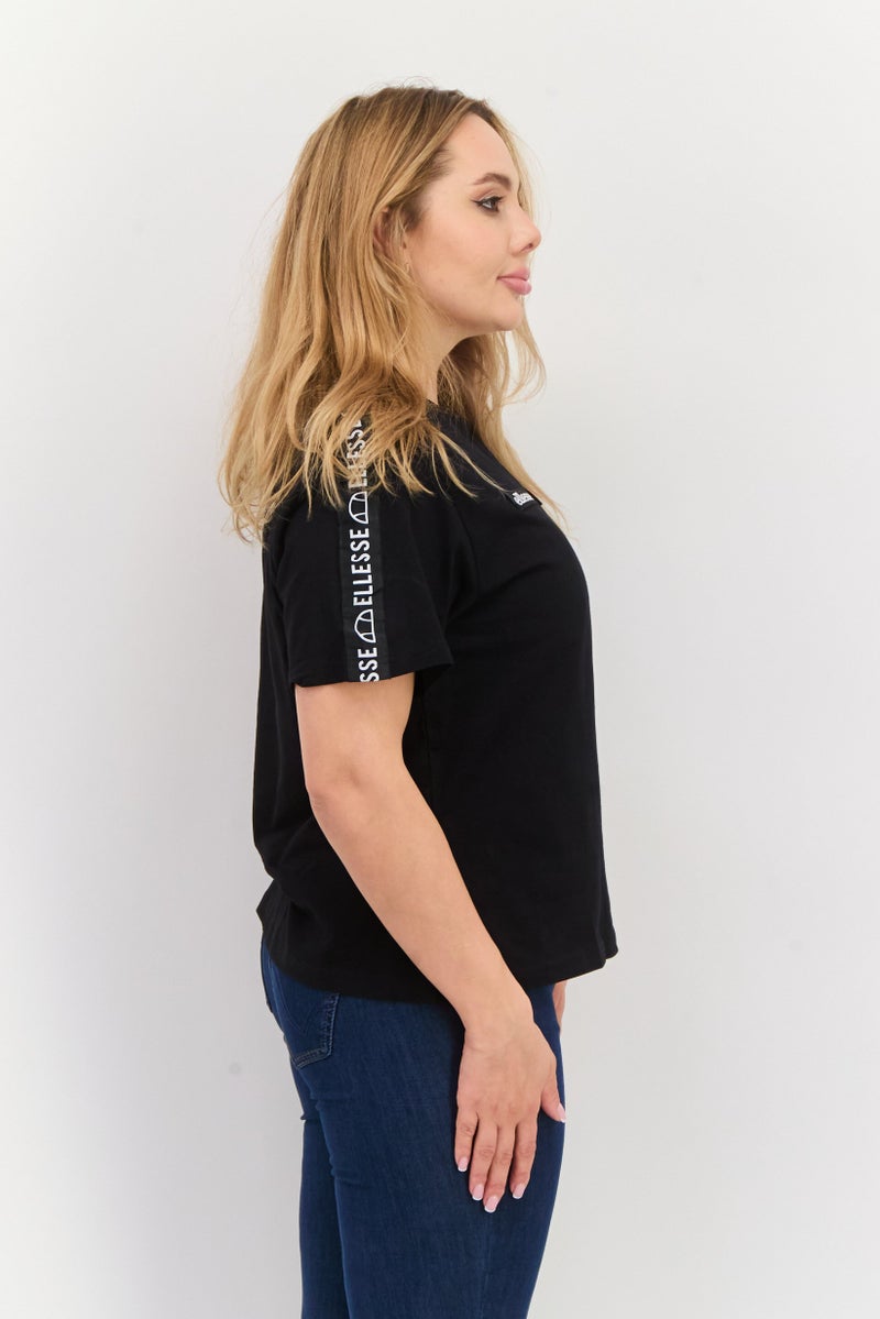 Ellesse تي شيرت رياضي نسائي بأكمام قصيرة، أسود - Image 4